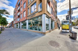 6417Z Boul. St-Laurent  Montréal (Rosemont/La Petite-Patrie), QC H2S 3C3