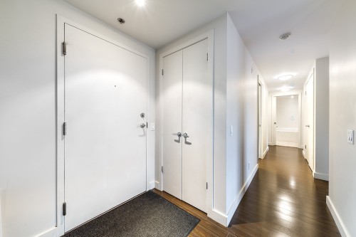 Hall d'entrée/Vestibule - 60-4850 Ch. De La Côte-St-Luc, Montréal (Côte-Des-Neiges/Notre-Dame-De-Grâce), QC - Indoor Photo Showing Other Room