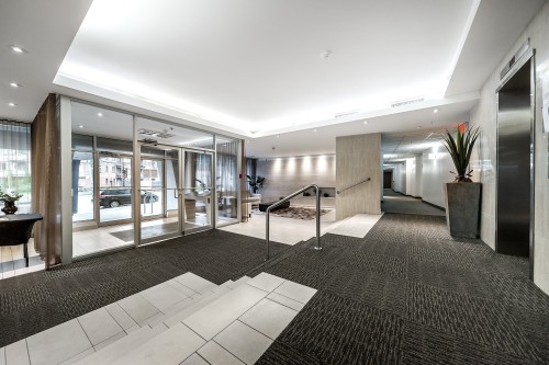 Entrée extérieure - 60-4850 Ch. De La Côte-St-Luc, Montréal (Côte-Des-Neiges/Notre-Dame-De-Grâce), QC - Indoor