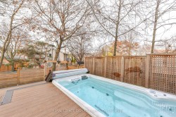 Upper Level-3162 Folkway Drive  Mississauga, ON L5L 2A3