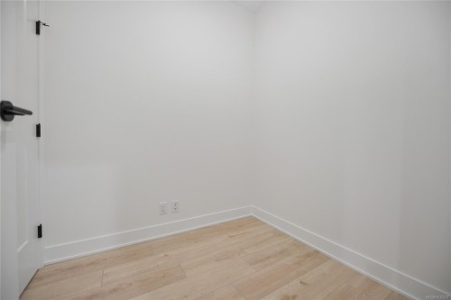 204-1114 Samar Cres, Langford, BC - Indoor Photo Showing Other Room