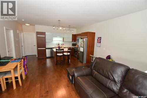 204 2315 Mcclocklin Road, Saskatoon, SK - Indoor Photo Showing Living Room