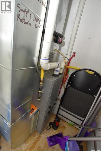 204 2315 Mcclocklin Road, Saskatoon, SK - Indoor