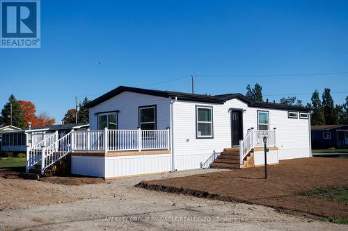 1 VISTA DRIVE  Kawartha Lakes (Lindsay), ON K9V 0H7