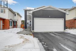 2092 LEGRAND CRESCENT Ottawa, ON K1E 3T6