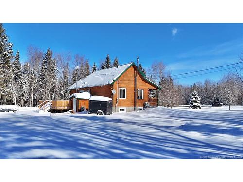 1990 Middle River Dr, Bathurst, NB 