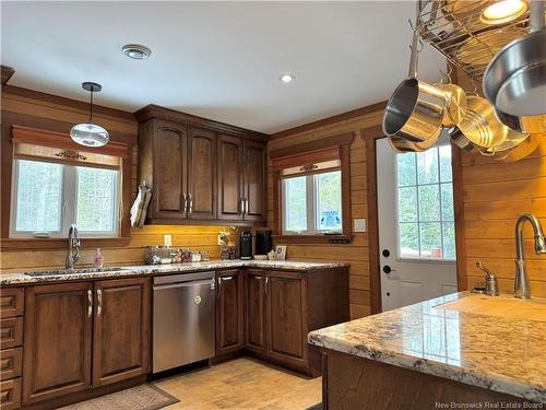 1990 Middle River Dr, Bathurst, NB 