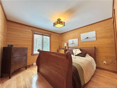 1990 Middle River Dr, Bathurst, NB 