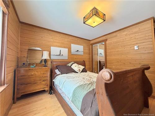 1990 Middle River Dr, Bathurst, NB 