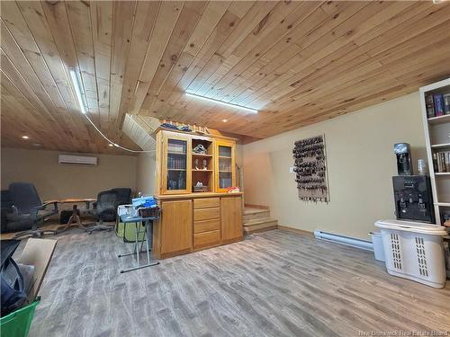 1990 Middle River Dr, Bathurst, NB 