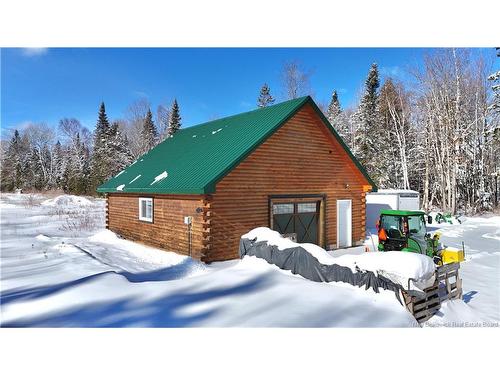 1990 Middle River Dr, Bathurst, NB 