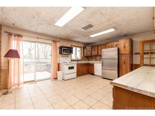 17 Macbeath Ave, Moncton, NB 