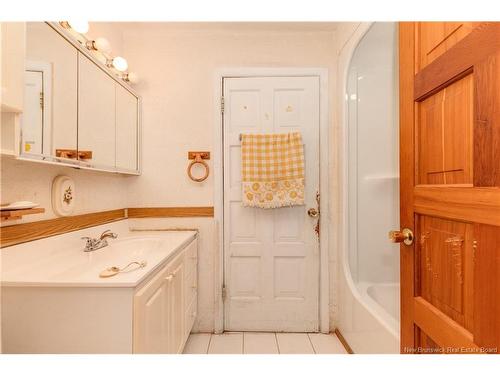 17 Macbeath Ave, Moncton, NB 