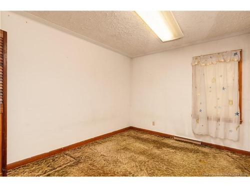 17 Macbeath Ave, Moncton, NB 