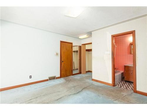 17 Macbeath Ave, Moncton, NB 