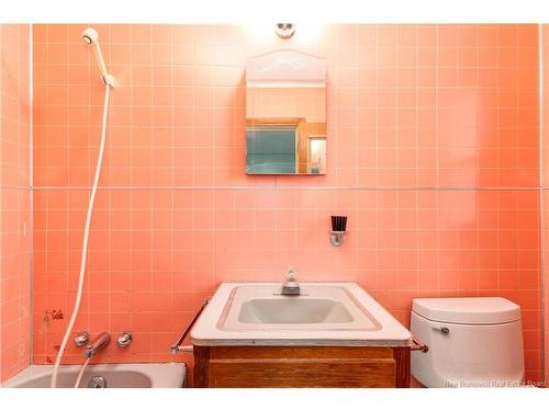 17 Macbeath Ave, Moncton, NB 