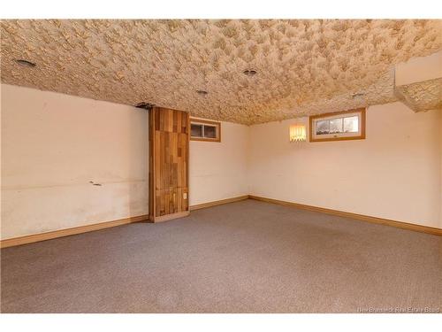 17 Macbeath Ave, Moncton, NB 