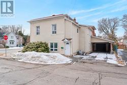 502-504 HILSON AVENUE  Ottawa, ON K1Z 6C7