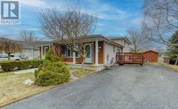 B - 655 JACOB LANE  Waterloo, ON N2V 2G9