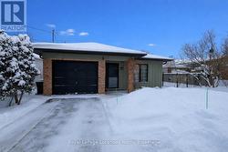 115 ROBINSON STREET  Collingwood, ON L9Y 3M2
