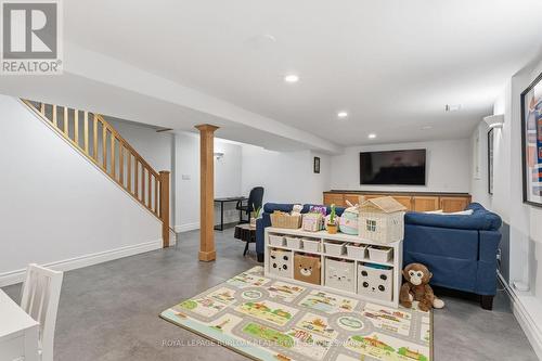 946 Nora Drive, Burlington, ON - Indoor