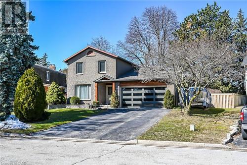 946 Nora Drive, Burlington, ON - Outdoor With Facade