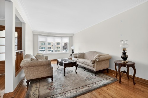 Salon - 980 100E Avenue, Laval (Chomedey), QC - Indoor Photo Showing Living Room