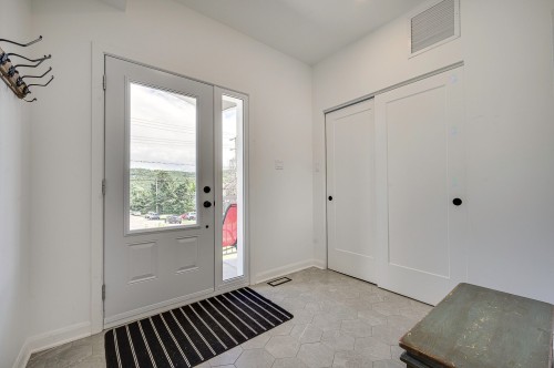 Hall d'entrée/Vestibule - 511 Rue Principale, Saint-Sauveur, QC - Indoor Photo Showing Other Room