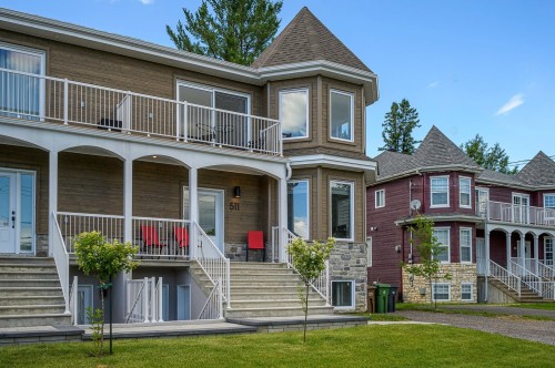 Façade - 511 Rue Principale, Saint-Sauveur, QC - Outdoor With Deck Patio Veranda With Facade