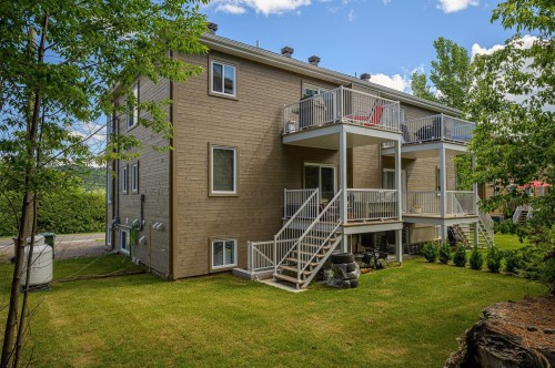 Face arrière - 511 Rue Principale, Saint-Sauveur, QC - Outdoor