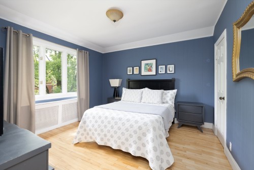 Chambre à coucher - 19 Av. De L'Église, Pointe-Claire, QC - Indoor Photo Showing Bedroom