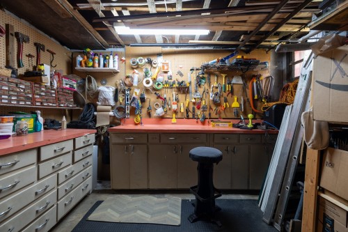 Atelier - 19 Av. De L'Église, Pointe-Claire, QC - Indoor Photo Showing Basement