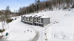 703Z Ch. des Conifères  Piedmont, QC J0R 1K0