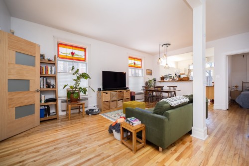 Living Room - 390 Av. Fairmount O., Montréal (Le Plateau-Mont-Royal), QC - Indoor Photo Showing Living Room