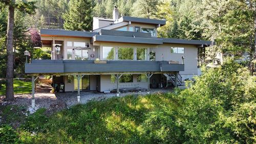 8875 Colony Road, Wardner, BC - Outdoor