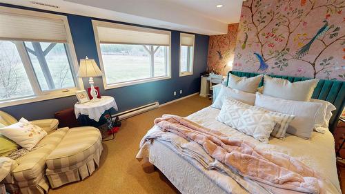 8875 Colony Road, Wardner, BC - Indoor Photo Showing Bedroom