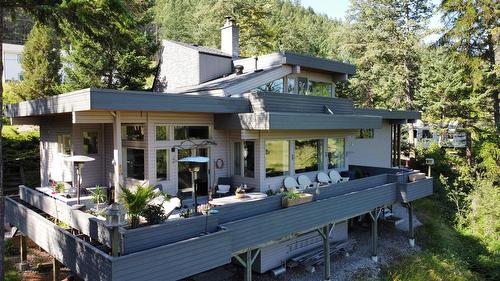 8875 Colony Road, Wardner, BC - Outdoor