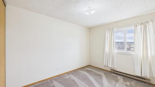 3006-2501 12Th Street, Cranbrook, BC - Indoor Photo Showing Other Room