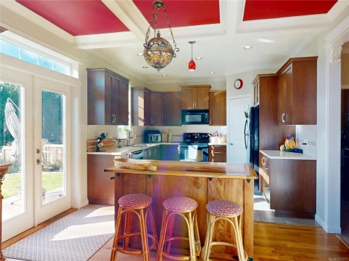 6483 Cedarview Pl, Sooke, BC 