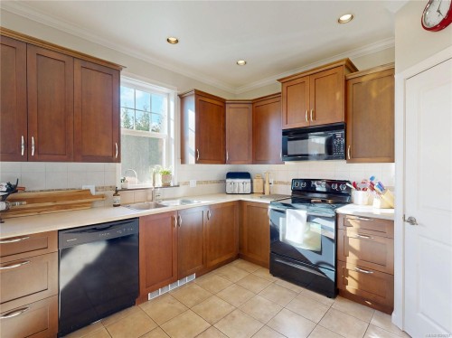 6483 Cedarview Pl, Sooke, BC 