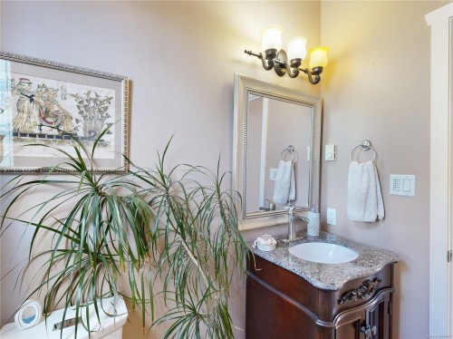 6483 Cedarview Pl, Sooke, BC 