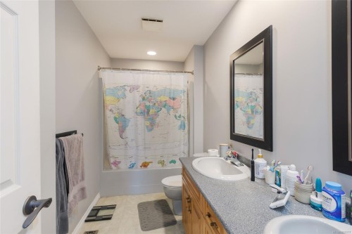 5356 Kenwill Dr, Nanaimo, BC 