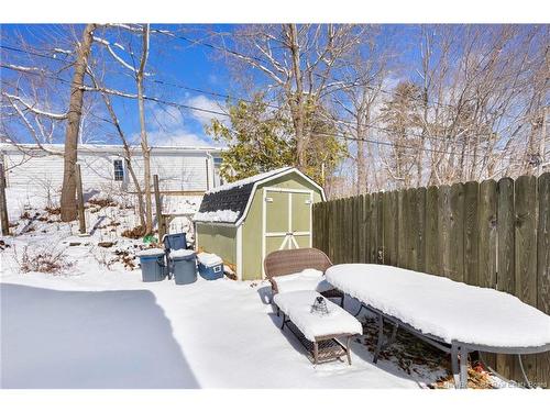 8 Surrey Cres, Fredericton, NB 