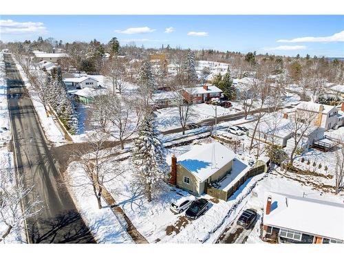 8 Surrey Cres, Fredericton, NB 