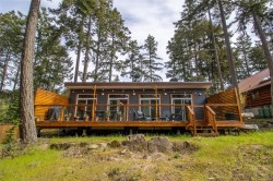 3755 Privateers Rd Pender Island, BC V0N 2M0