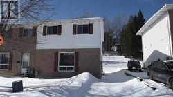 16 Hergott AVE  Elliot Lake, ON P5A 3A8