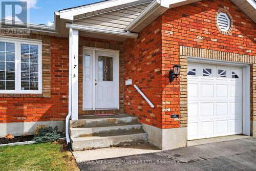 Well-maintained home with attached garage - 175 Hemlock Crescent, Cornwall, ON - Outdoor With Exterior