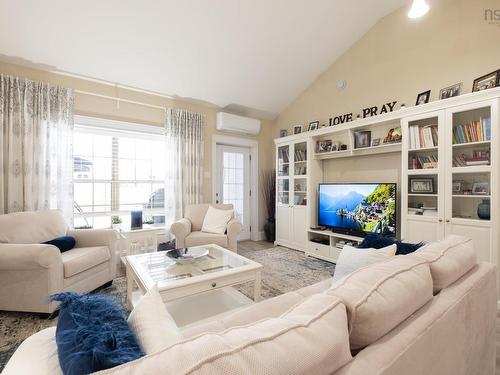 7 Bona Crescent, Enfield, NS 