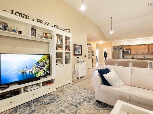 7 Bona Crescent, Enfield, NS 