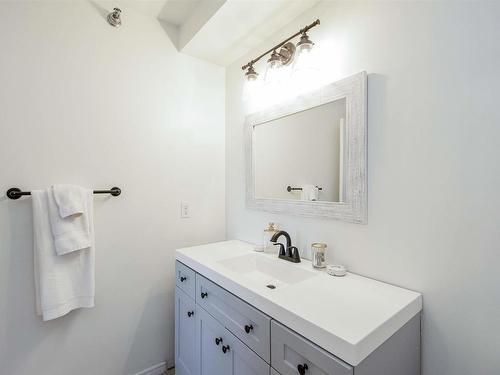 303 93 Kearney Lake Road, Clayton Park, NS 